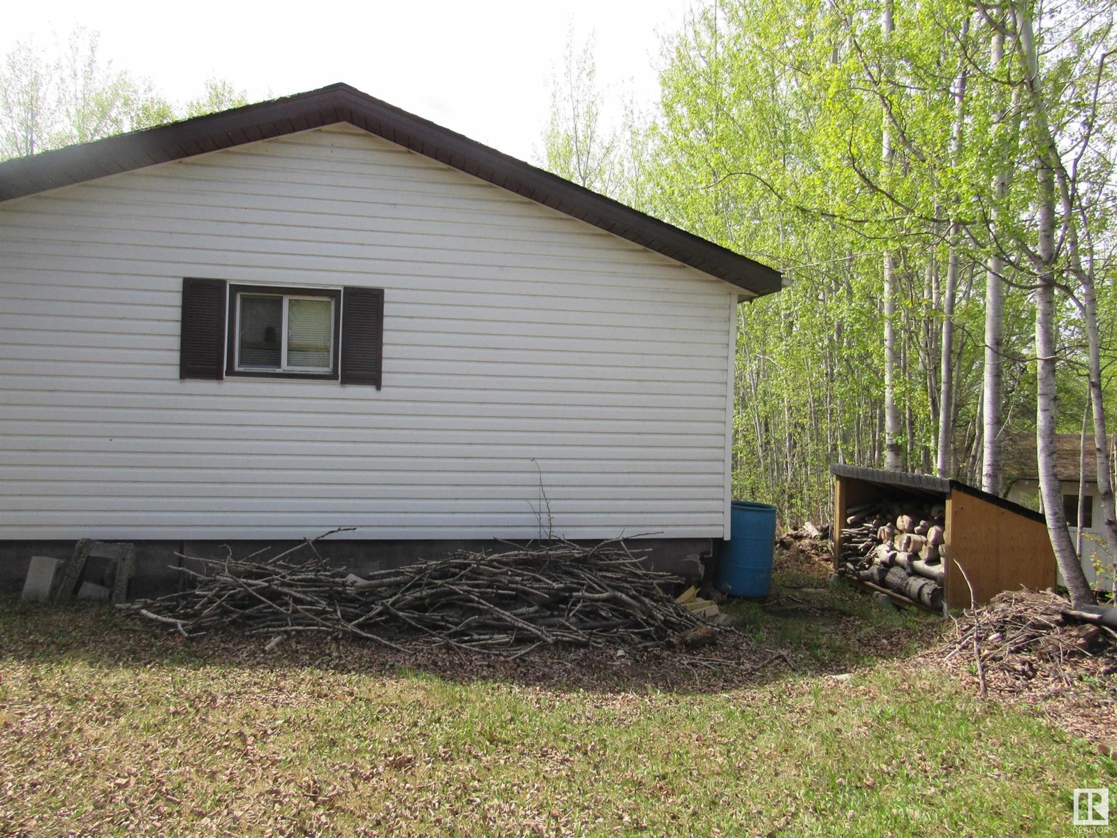 223 5415 Twp Rd 594 Property Photo 1