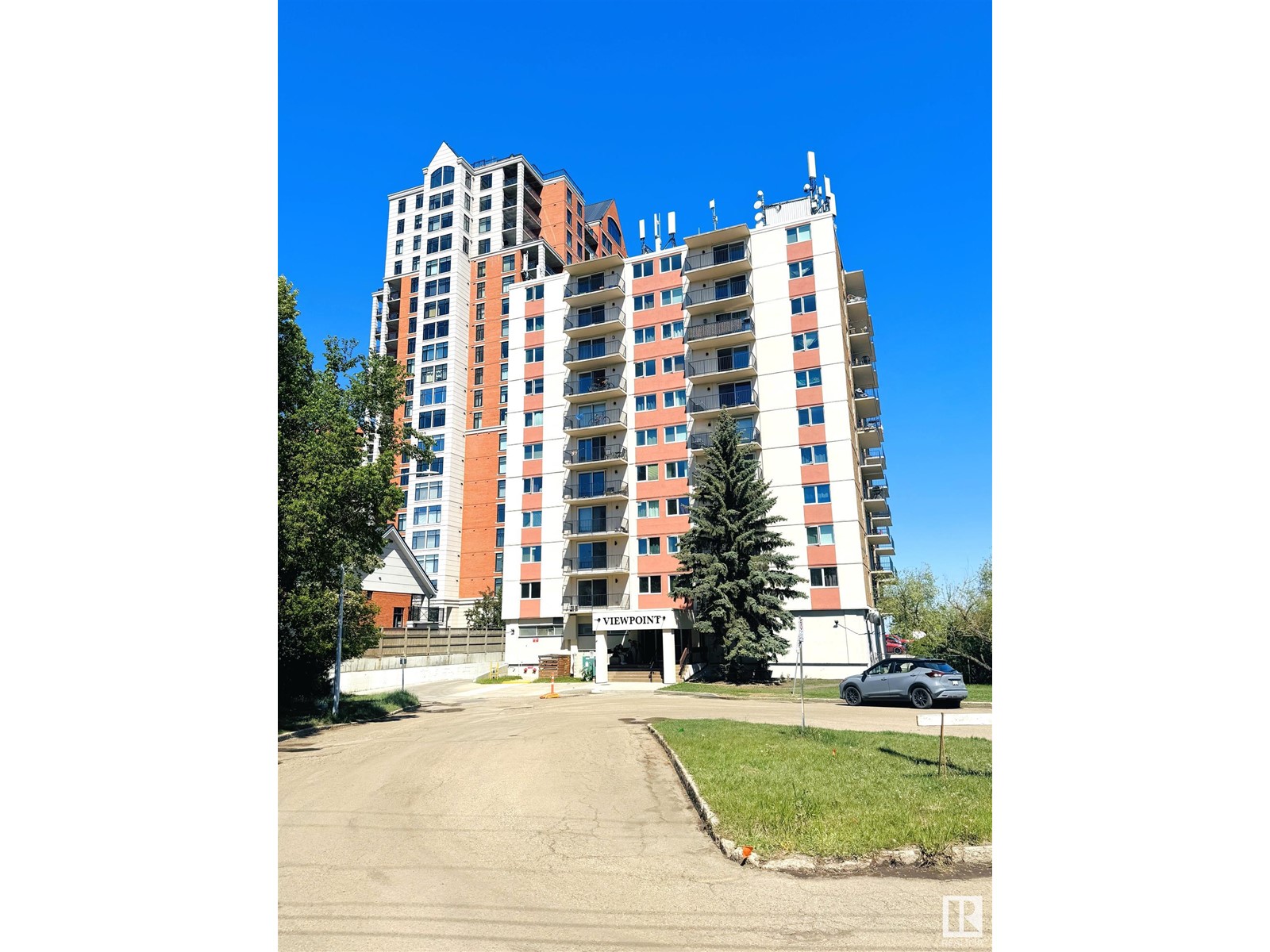 #207 9028 Jasper Av Nw Property Photo 1