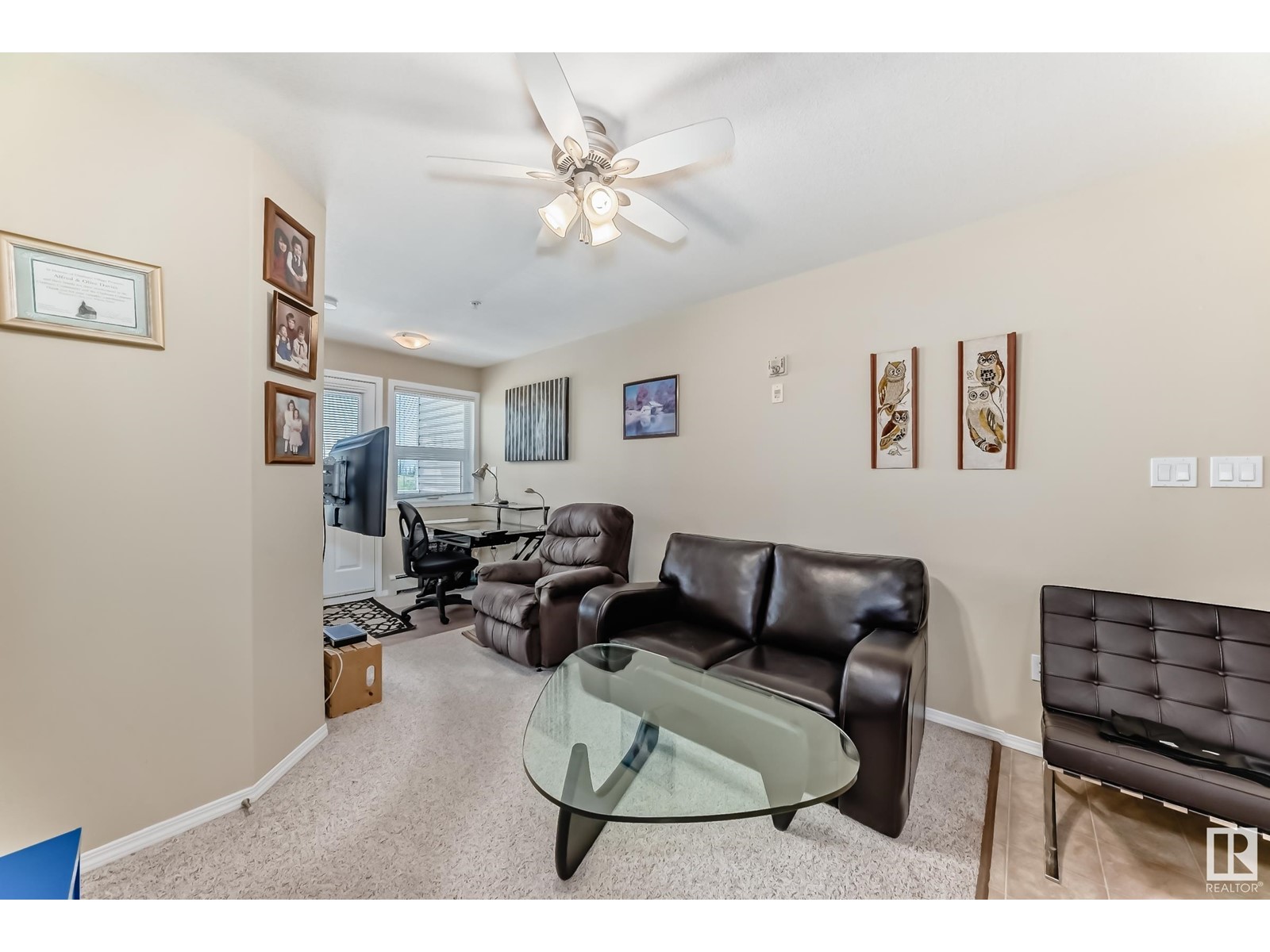 #321 8802 Southfort Property Photo 12