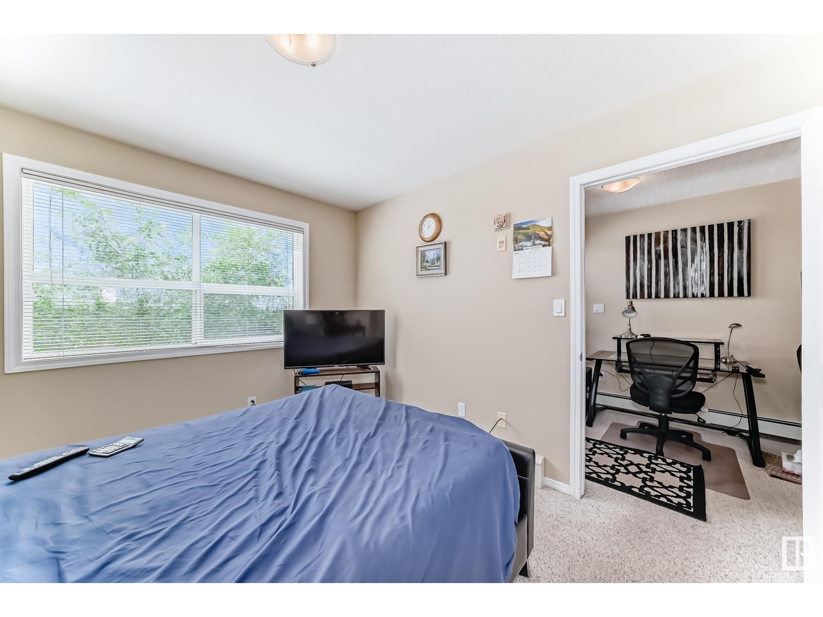 #321 8802 Southfort Property Photo 22