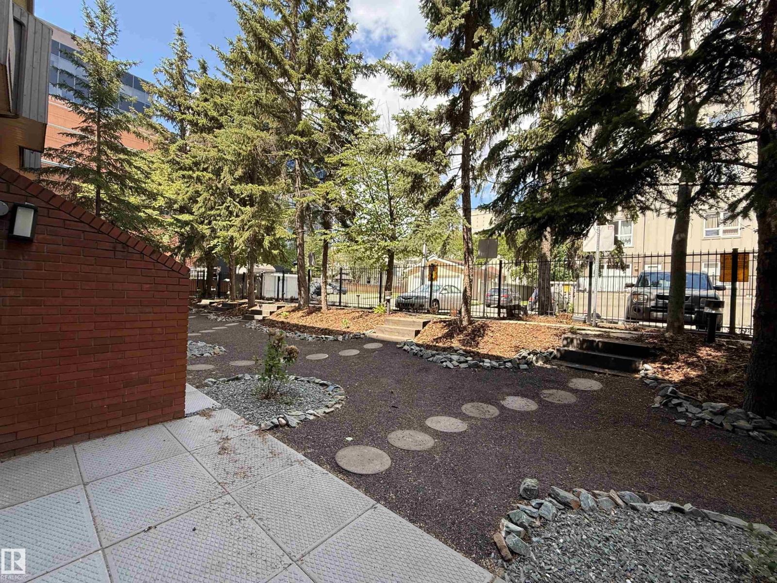 11166 83 Av Nw Nw Property Photo 13