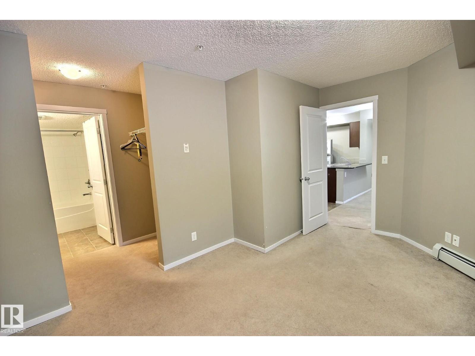 E4439876 Property Photo 14