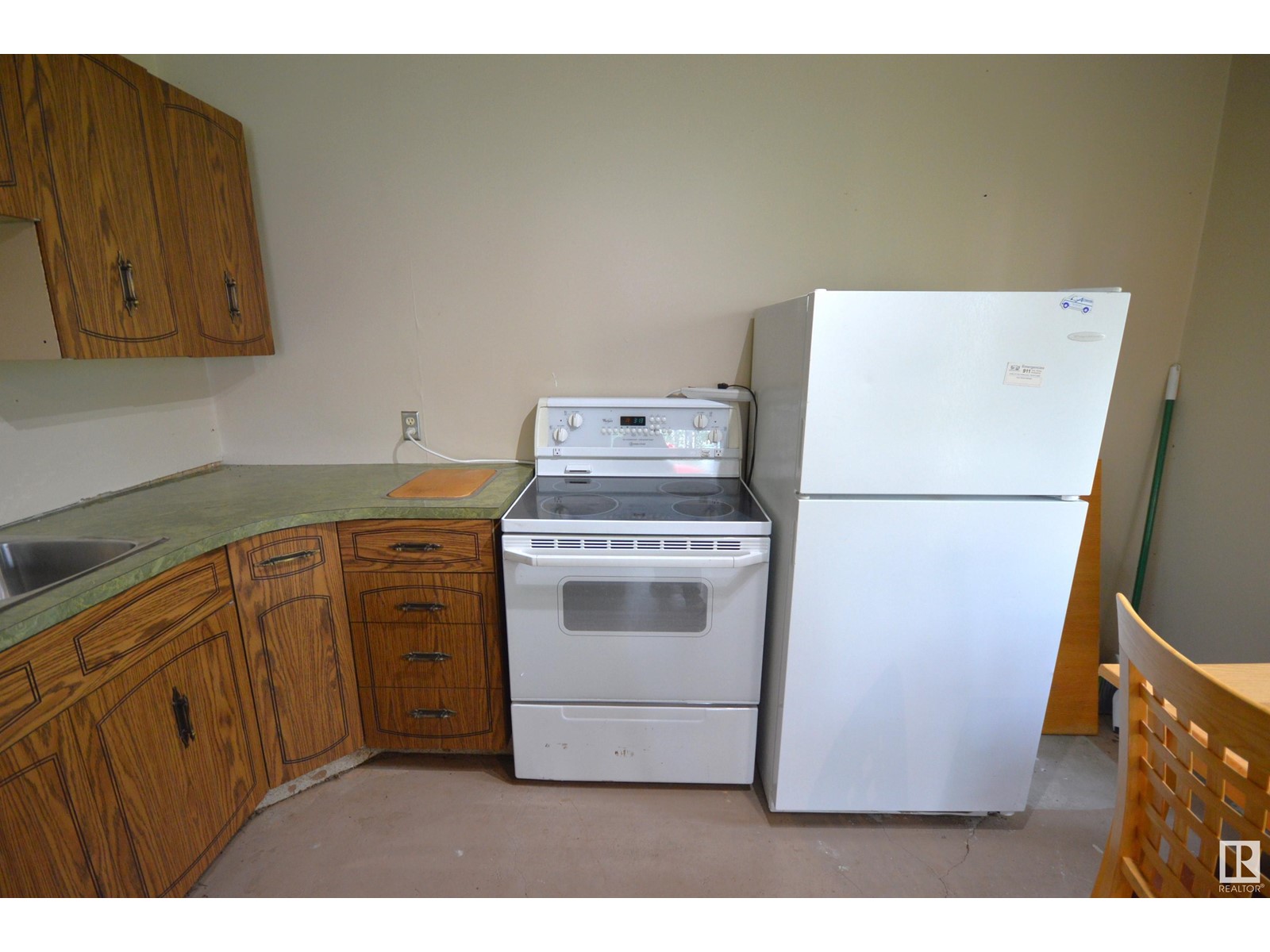 6 45302 Twp Rd 593a Property Photo 8