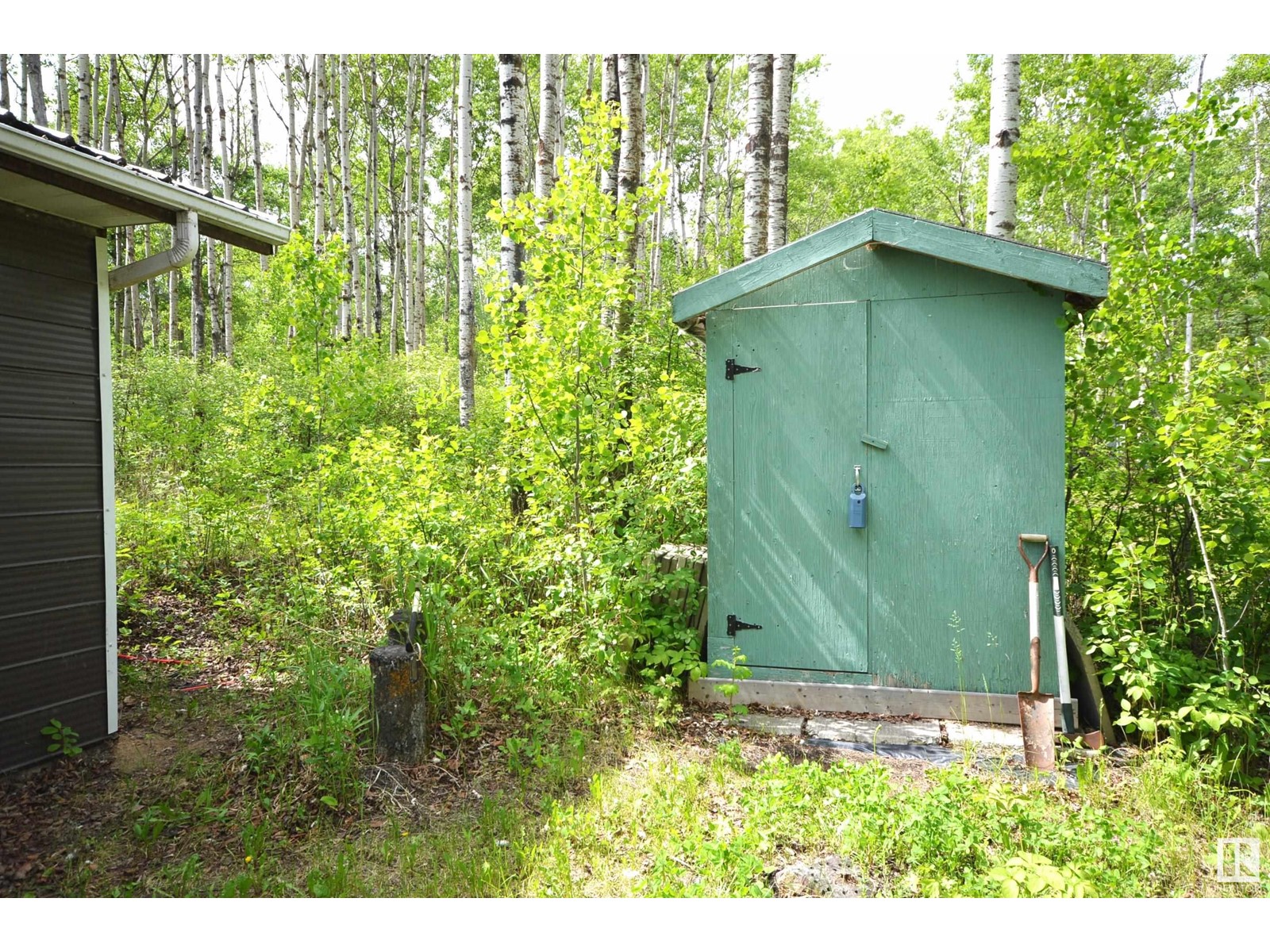 6 45302 Twp Rd 593a Property Photo 23