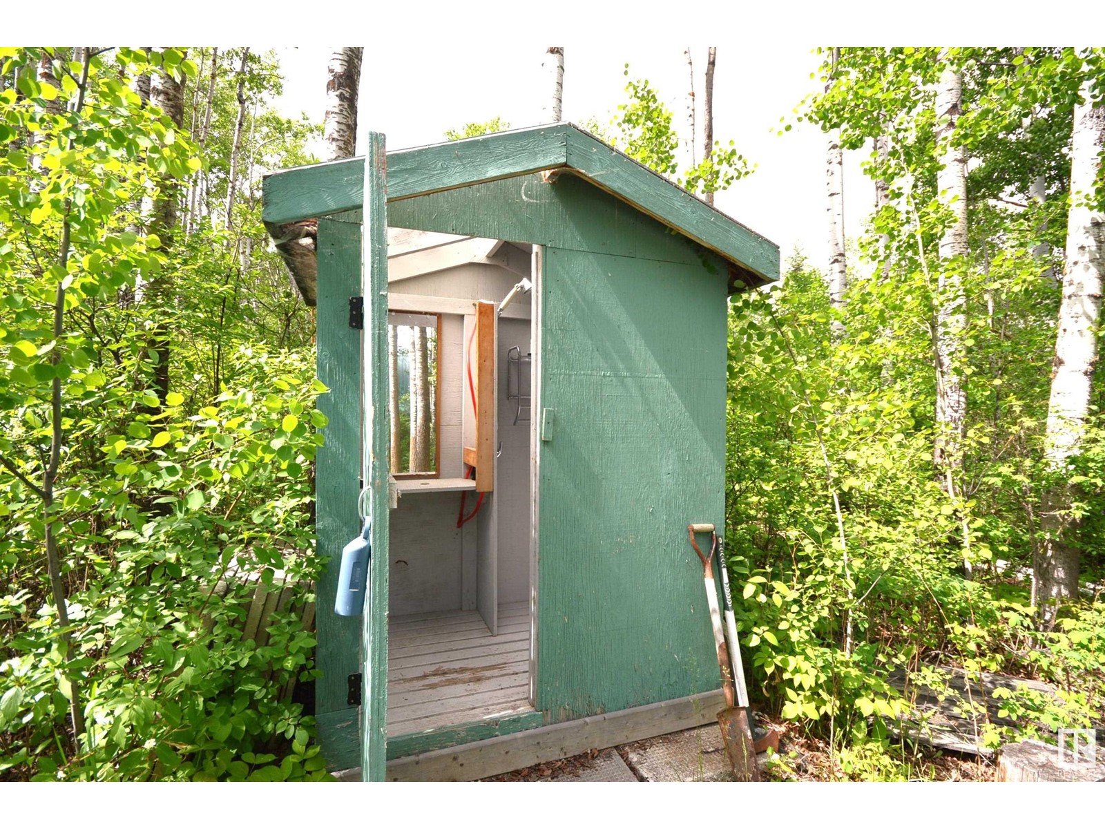 6 45302 Twp Rd 593a Property Photo 24