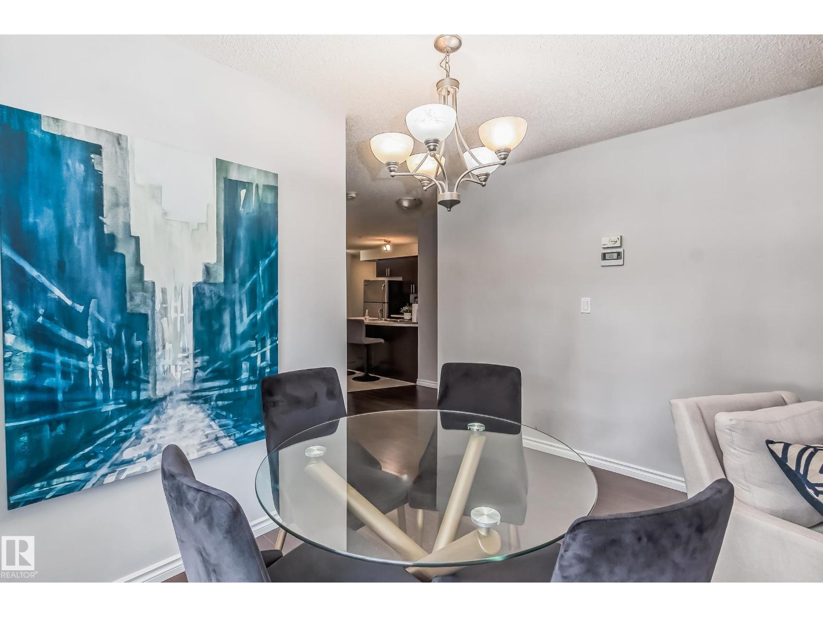 #115 10118 106 Av Nw Property Photo 9