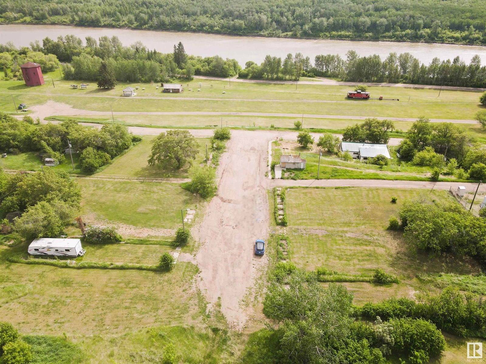 #116 4231 Twp Rd 553 Property Photo 3