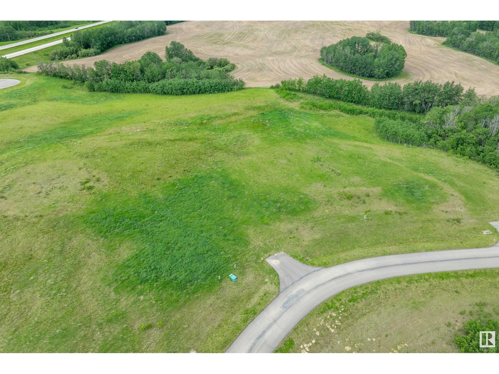 #25 53214 RGE ROAD 13 Property Photo 1