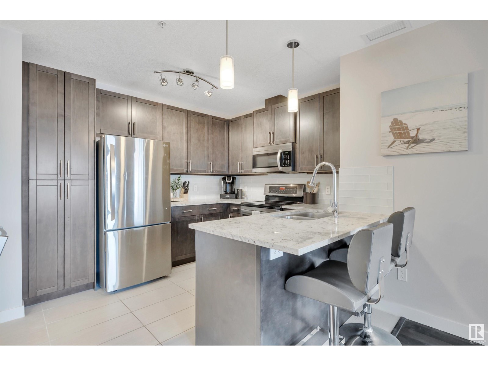#214 5151 Windermere Bv Sw Property Photo 1