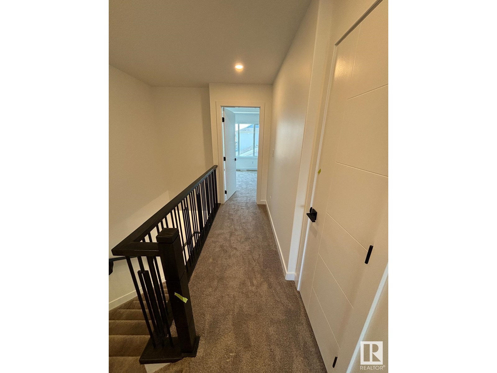 4207 38 St Property Photo 11