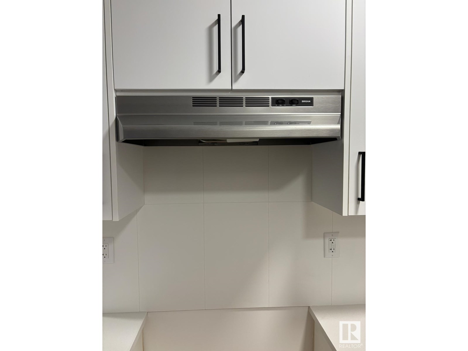 4207 38 St Property Photo 36
