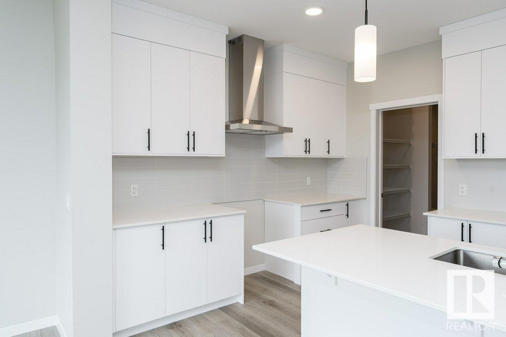 3945 Wren Lo Nw Property Photo 9