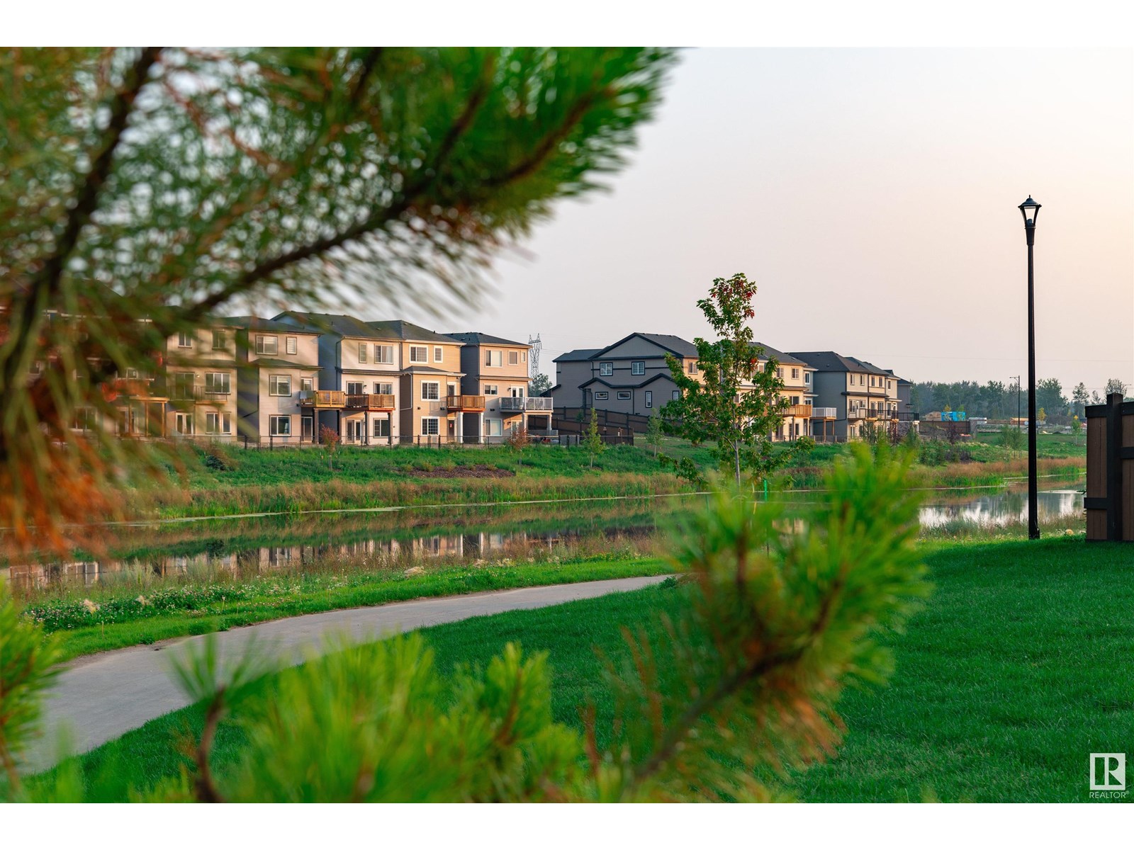 3945 Wren Lo Nw Property Photo 32