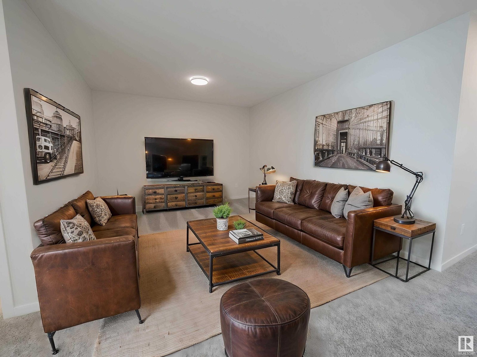 7139 177 Av Nw Property Photo 19