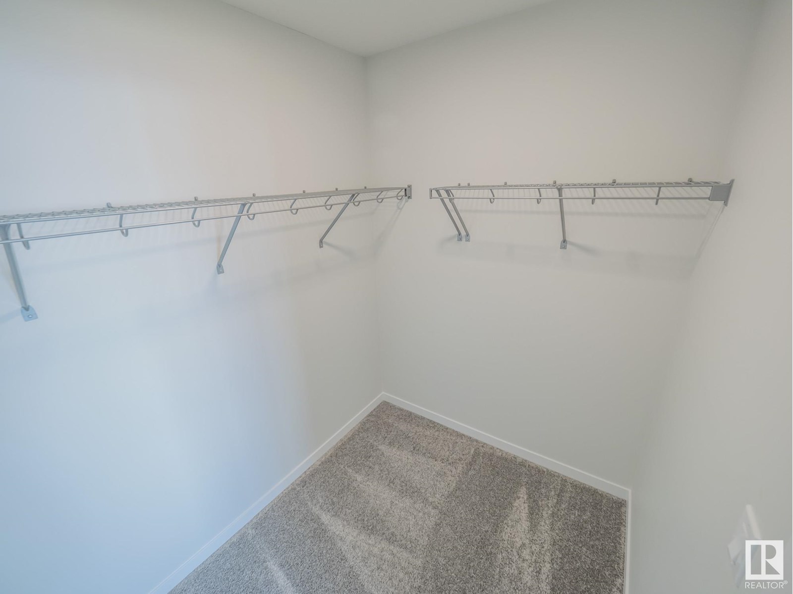 7139 177 Av Nw Property Photo 25