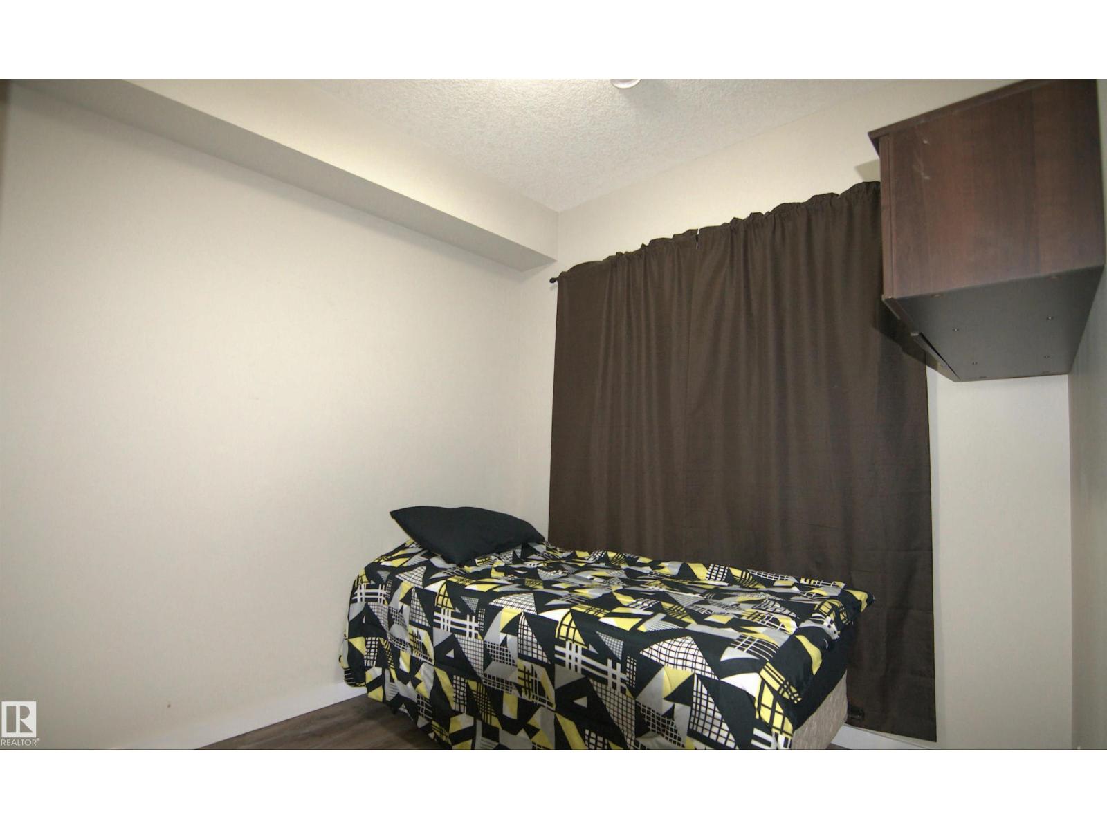 #108 10518 113 St Nw Property Photo 11