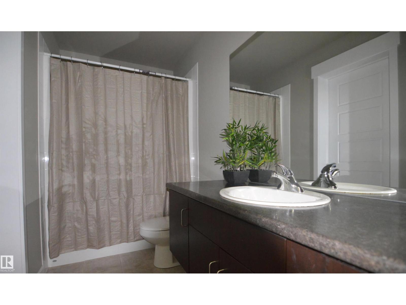 #108 10518 113 St Nw Property Photo 12