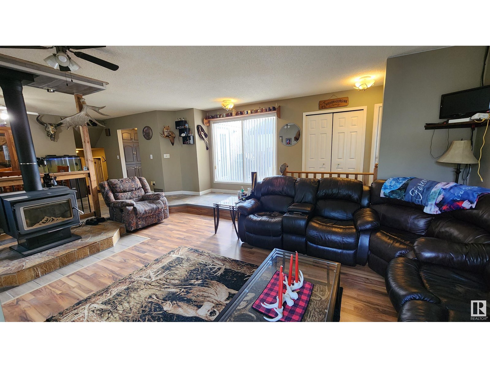 5101 58 Av Property Photo 10