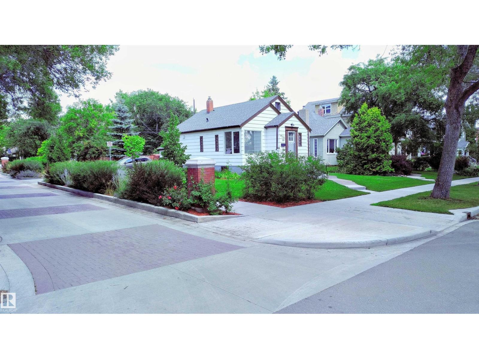 9758 88 Av Nw Property Photo 1