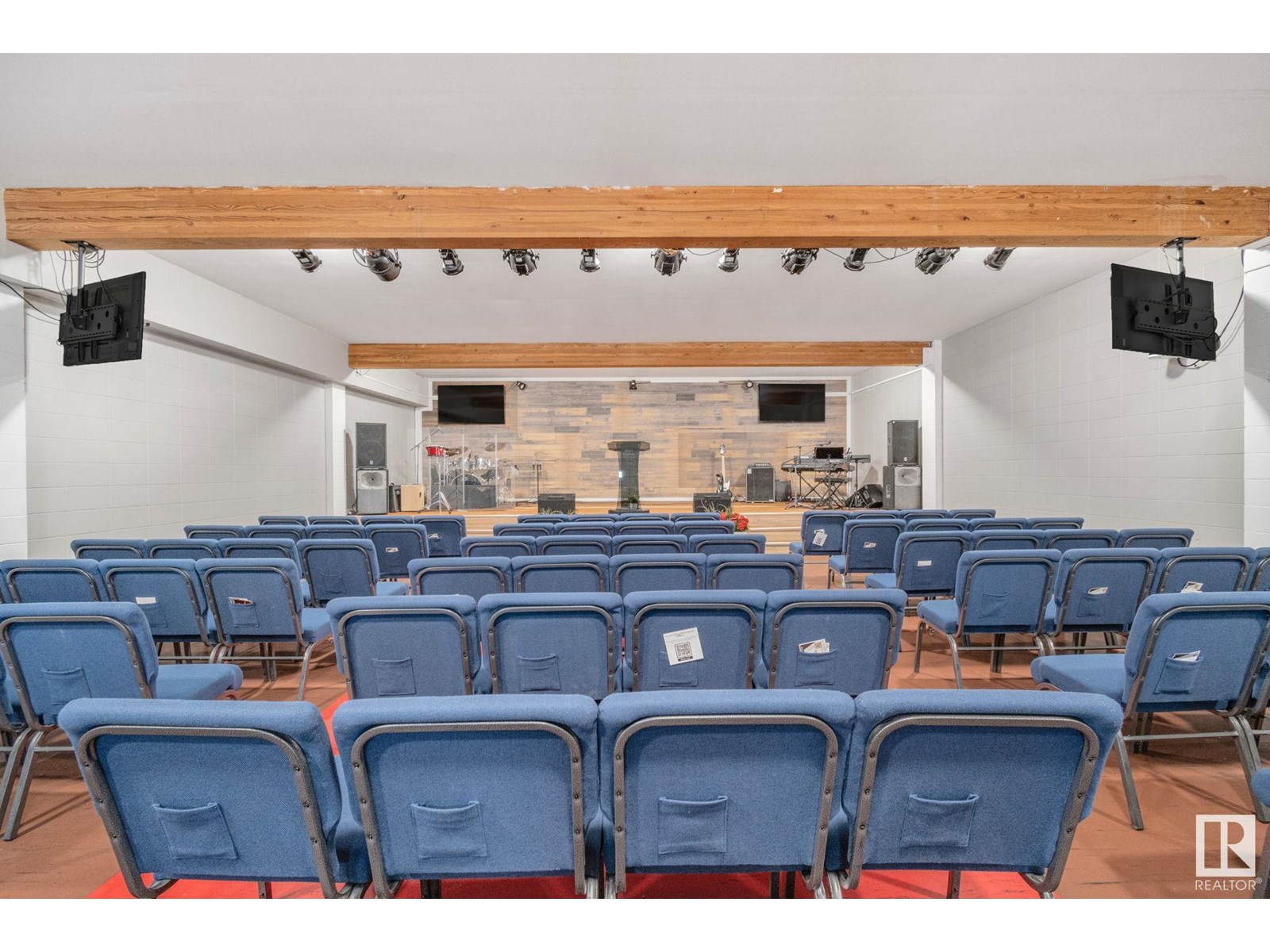 9928 70 Av Nw Nw Property Photo 11