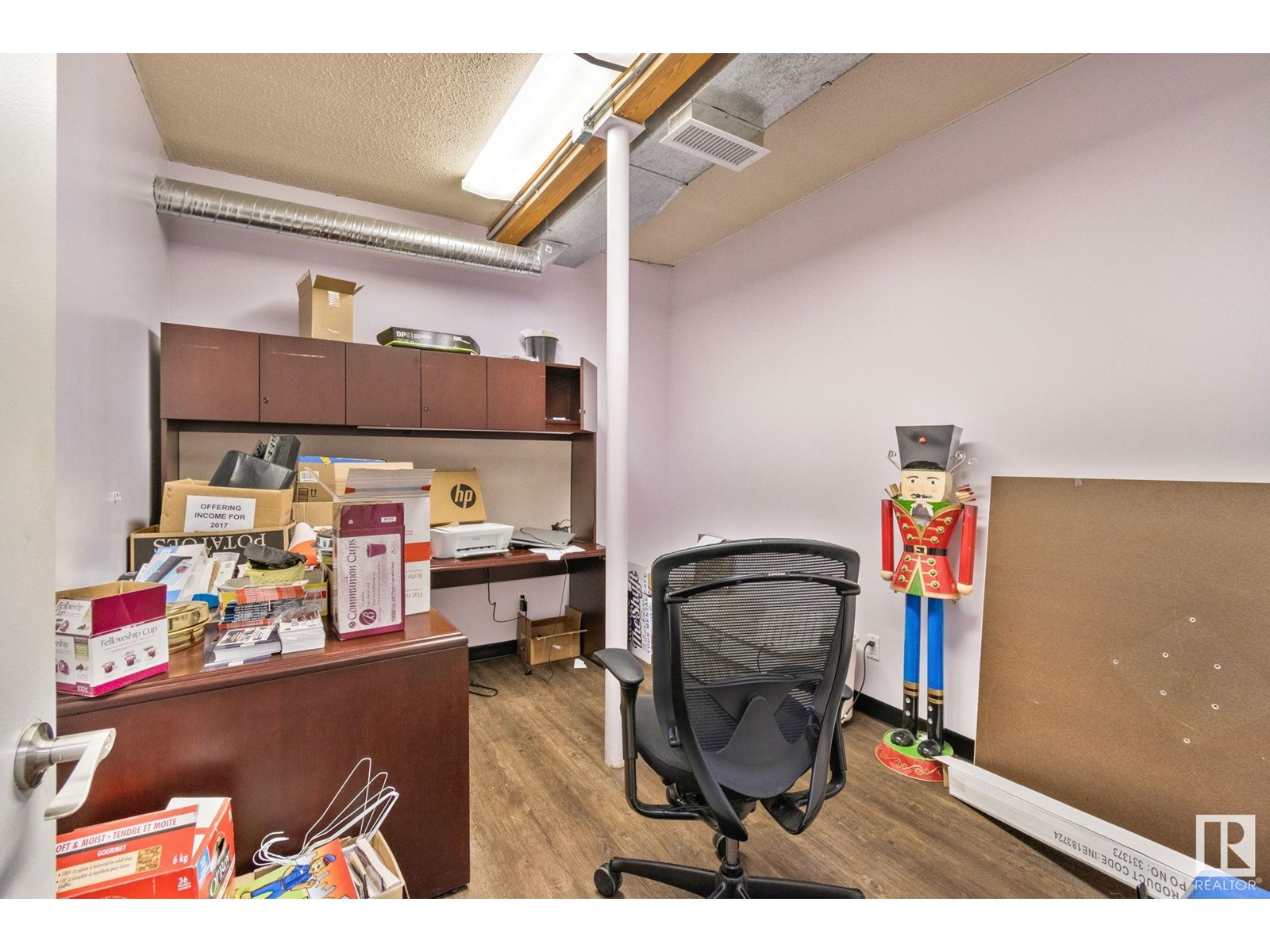 9928 70 Av Nw Nw Property Photo 18