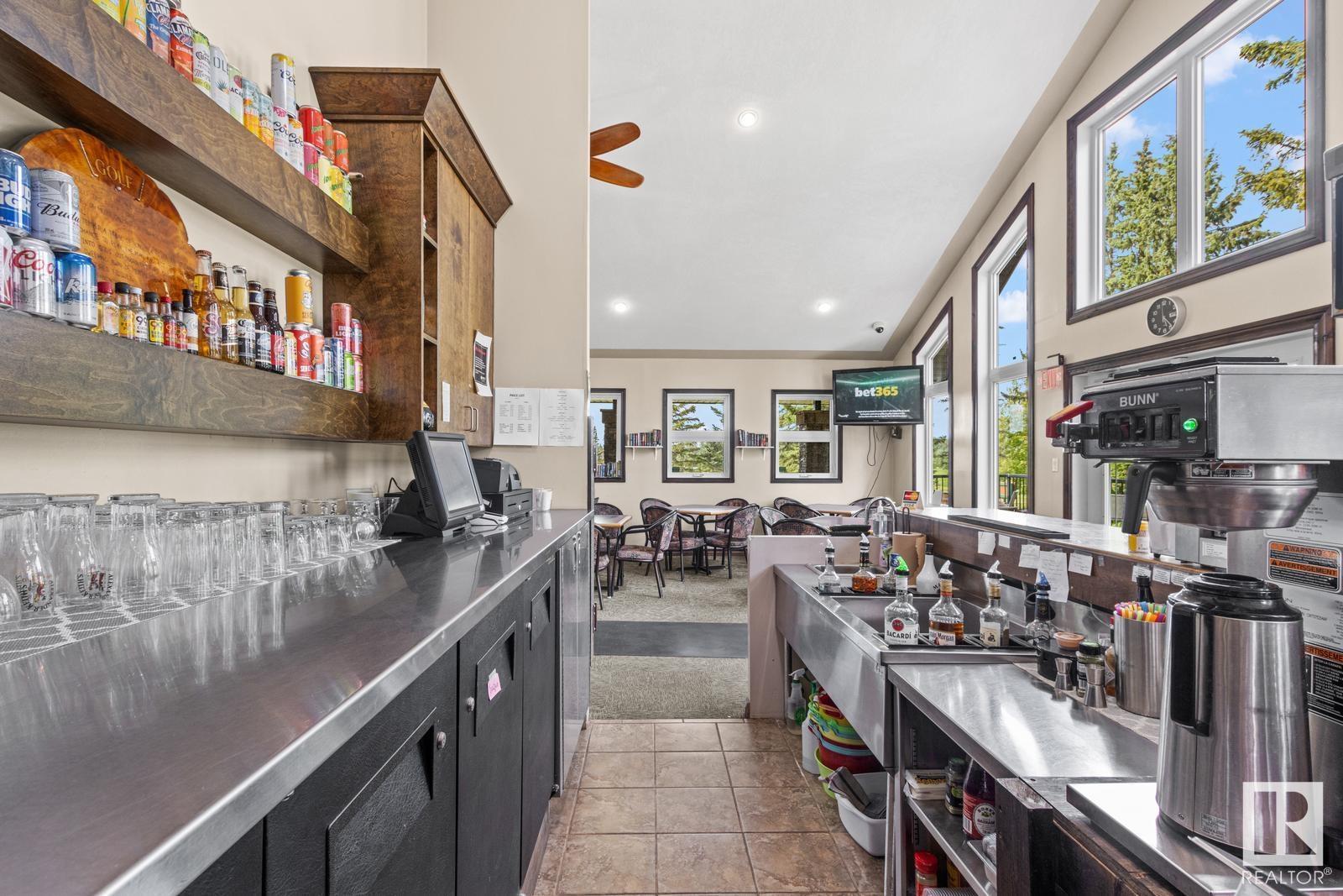 63001 Ab-831 Property Photo 13