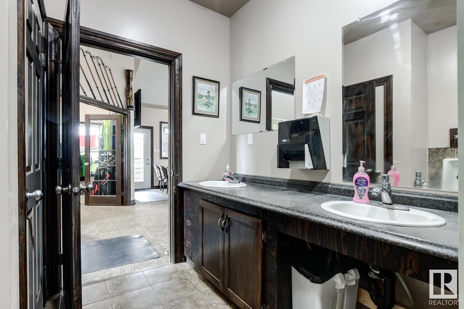 63001 Ab-831 Property Photo 19