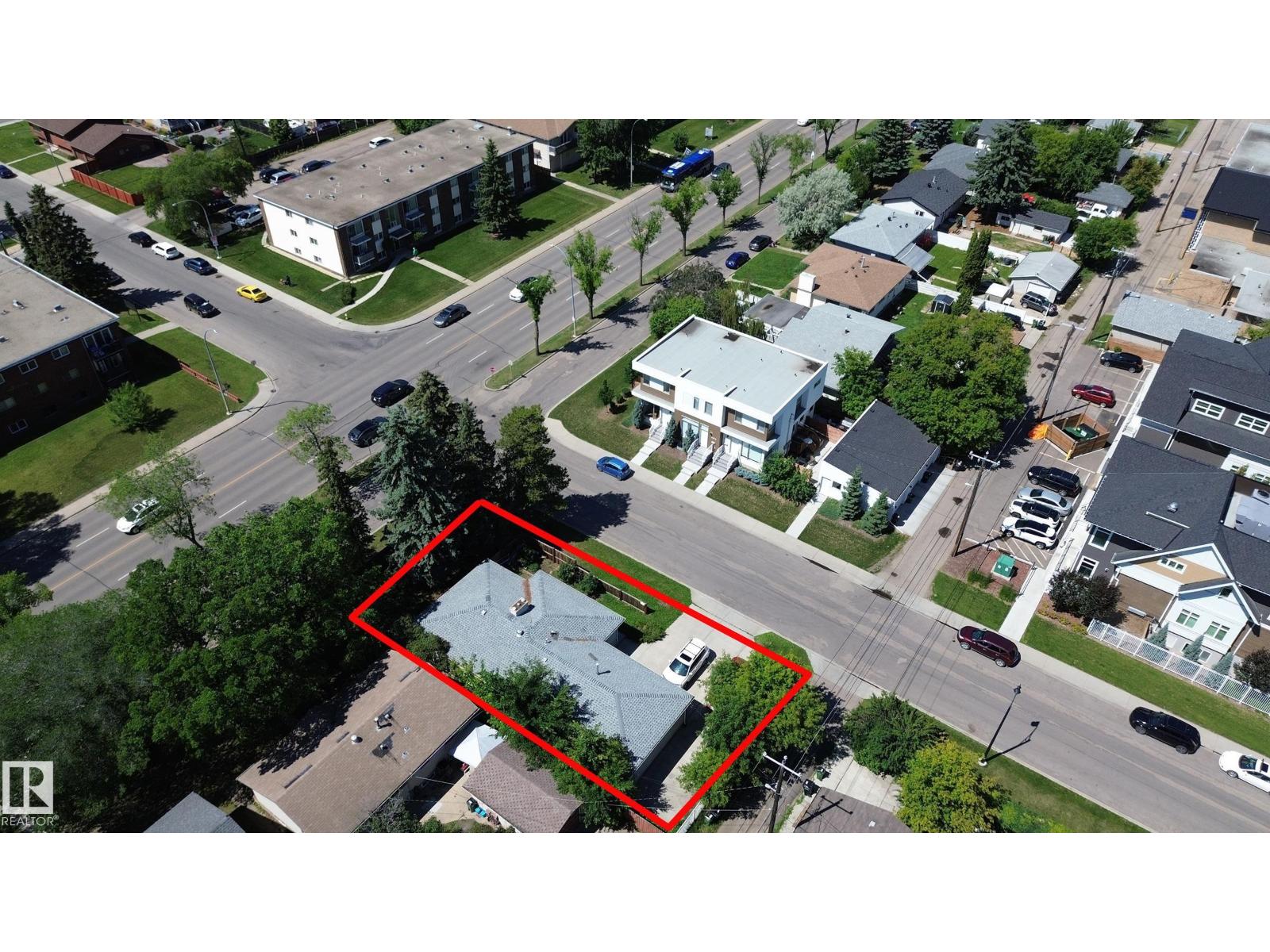 14807 98 Av Nw Property Photo 14