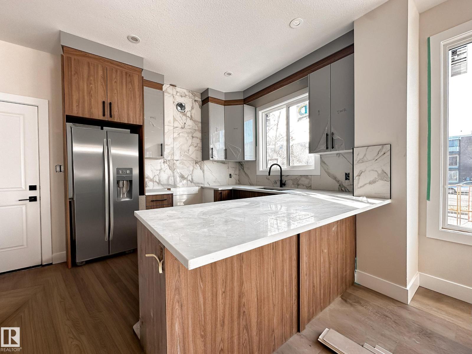 14807 98 Av Nw Property Photo 18