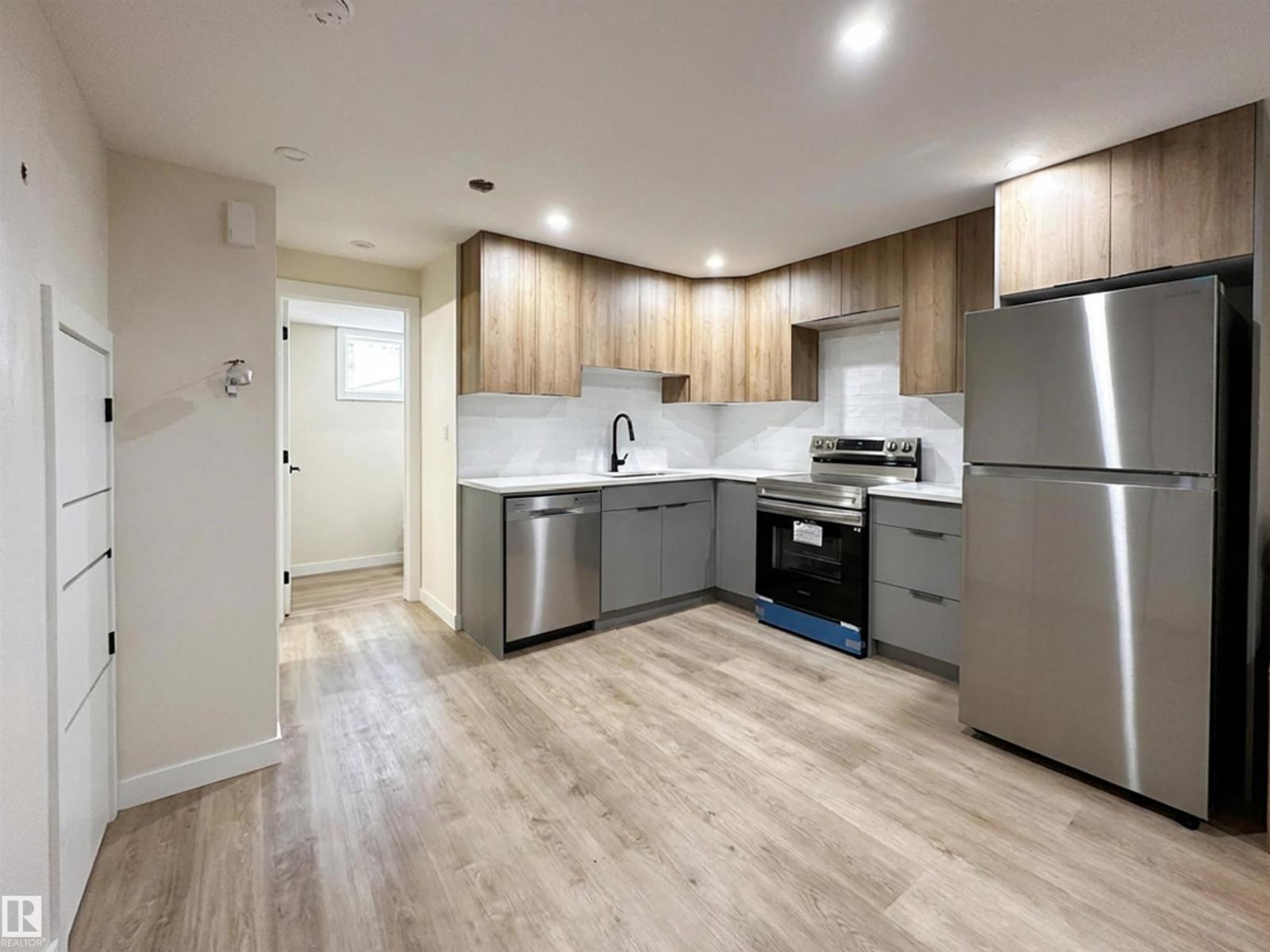 14807 98 Av Nw Property Photo 26