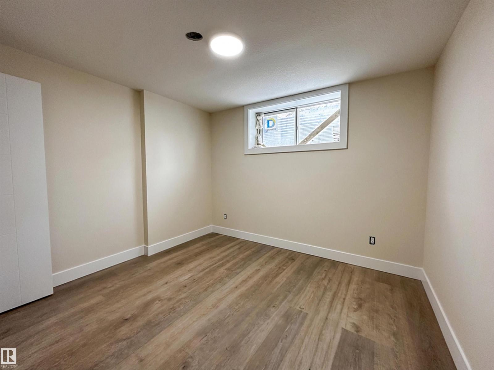 14807 98 Av Nw Property Photo 30