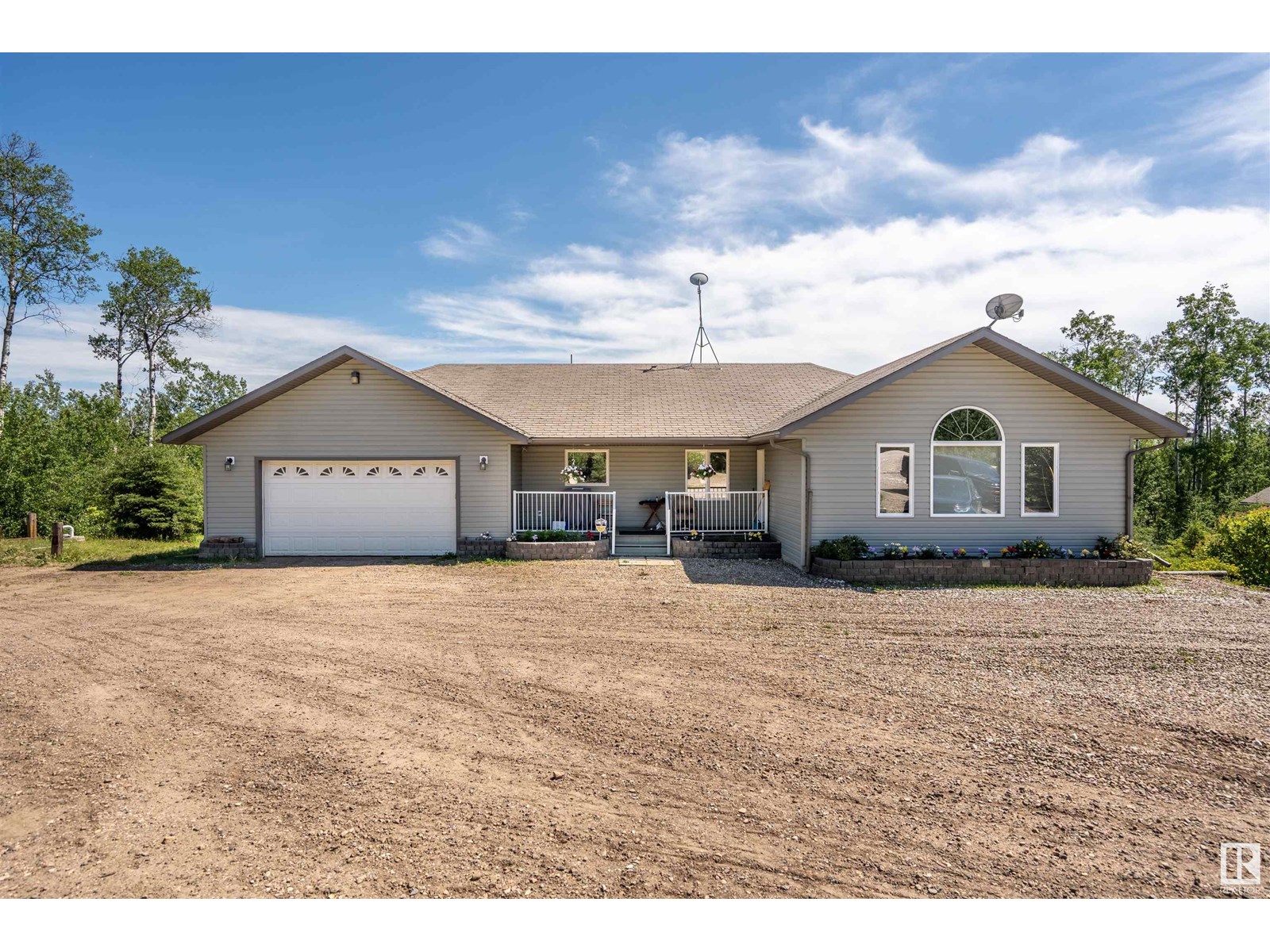 62019 Range Road 421 Property Photo 1
