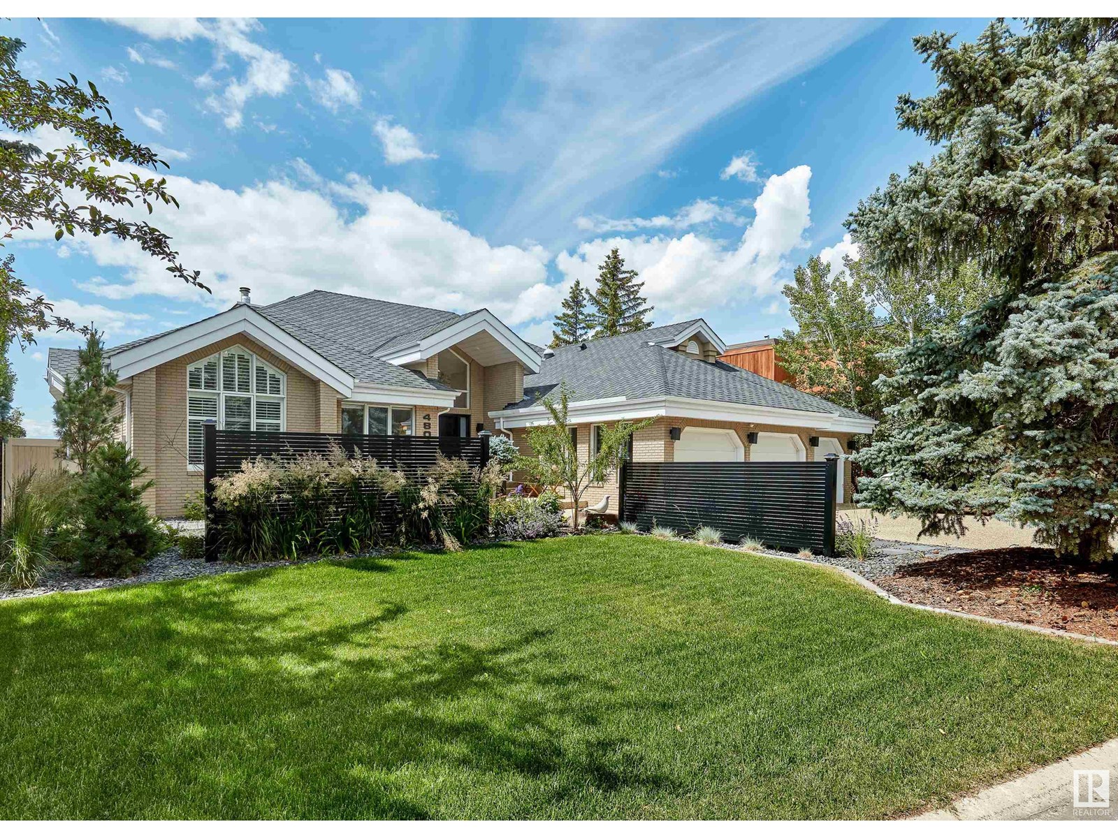 4804 154 St Nw Property Photo 4