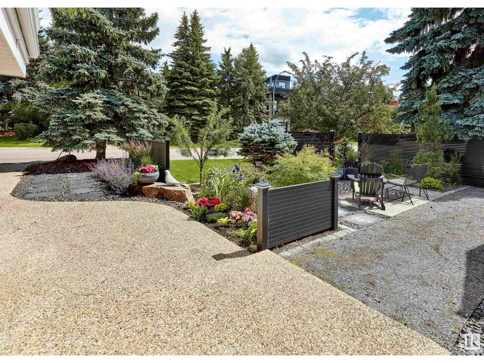 4804 154 St Nw Property Photo 5
