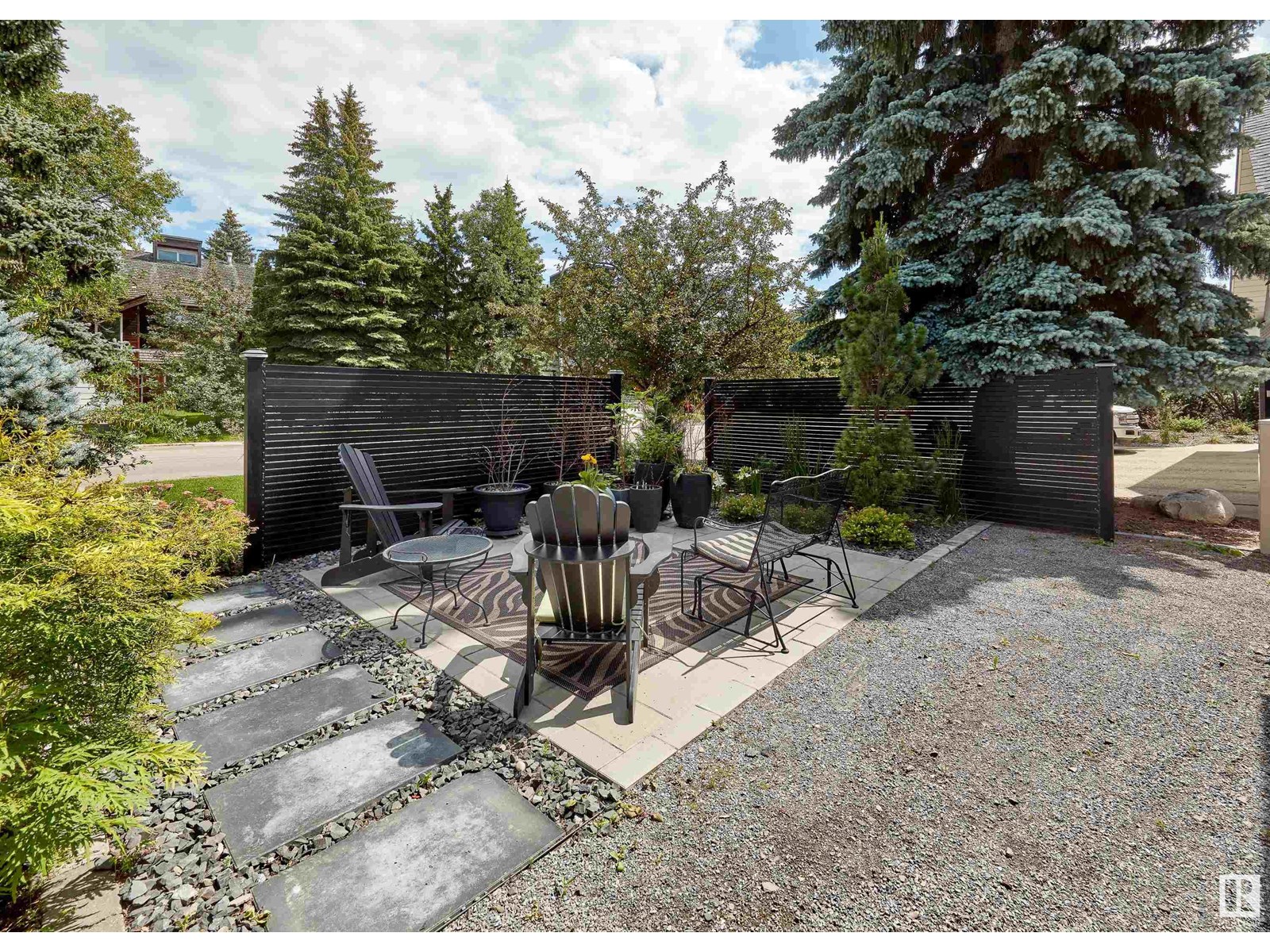 4804 154 St Nw Property Photo 6