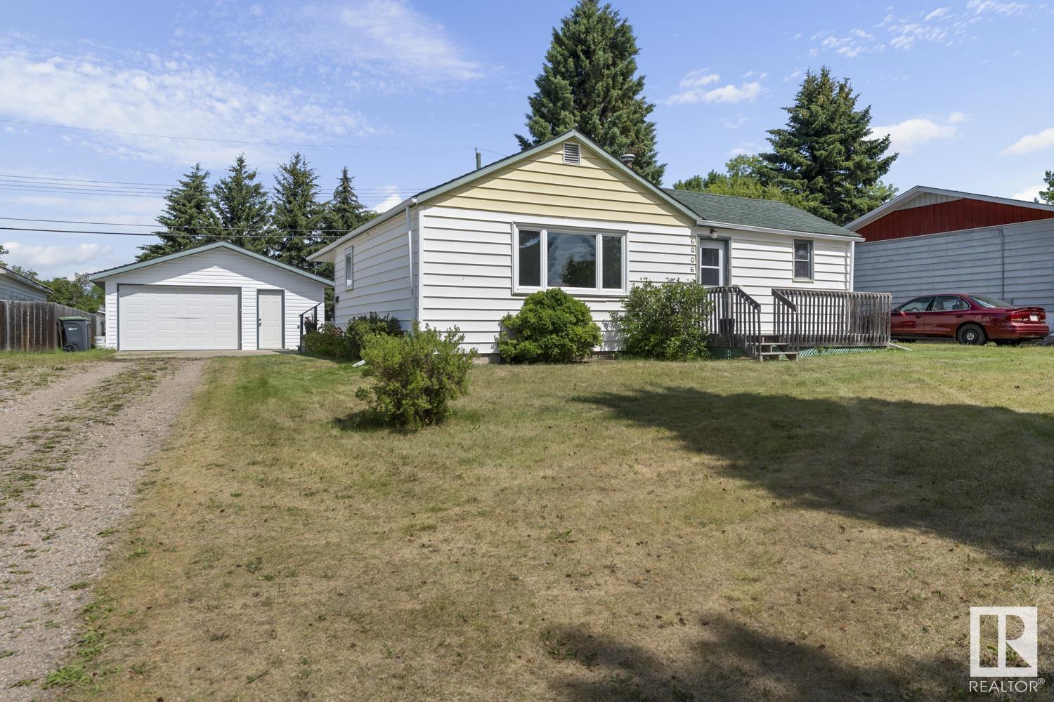 6006 50 Av Property Photo 1