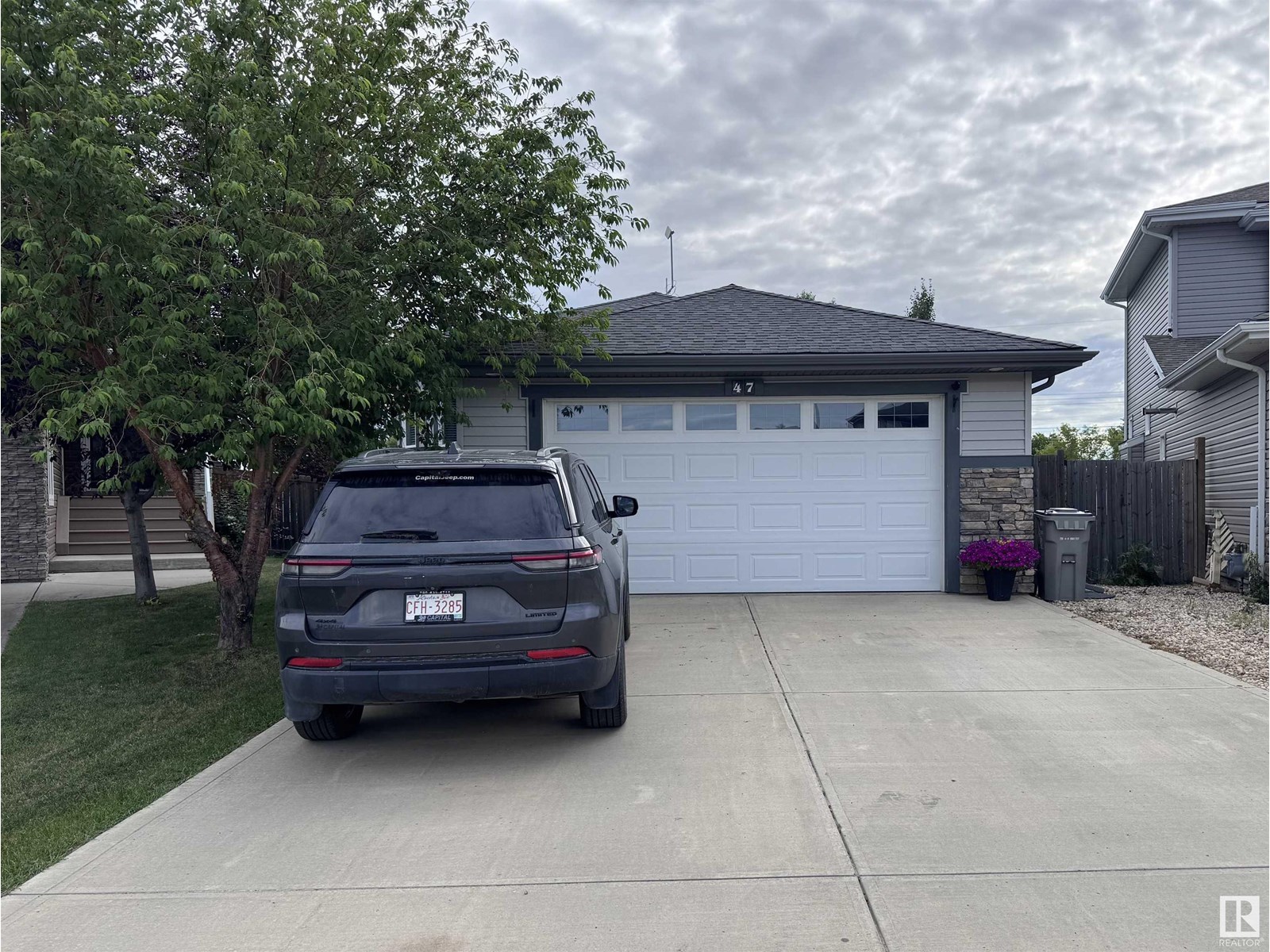 47 Southbridge CR