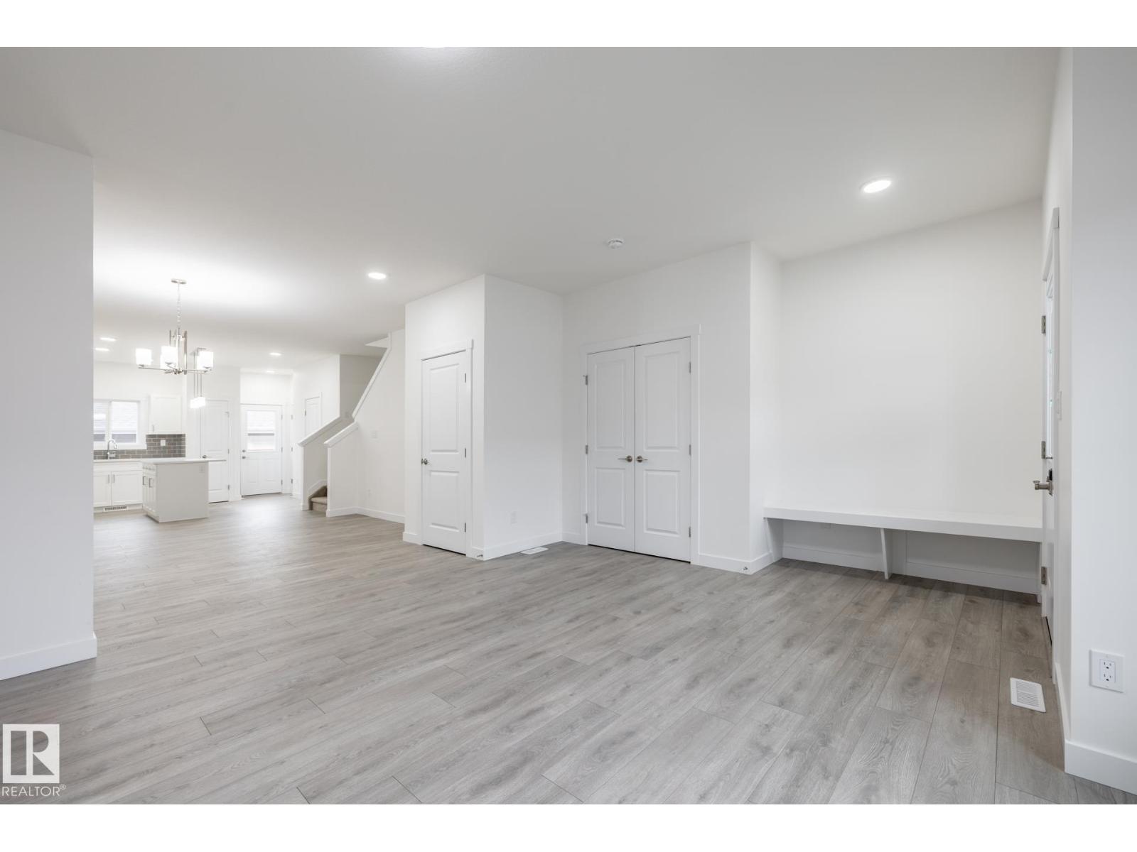 1282 Keswick Dr Sw Property Photo 6