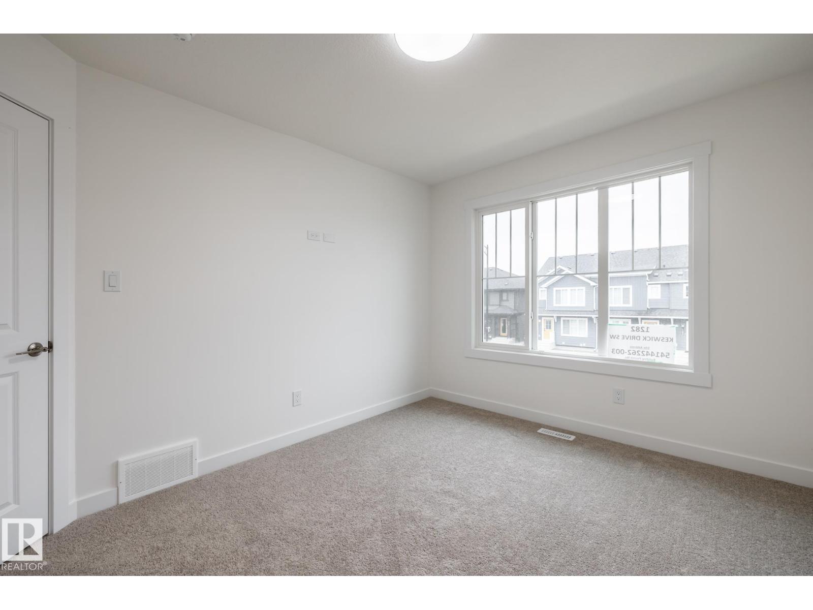 1282 Keswick Dr Sw Property Photo 17