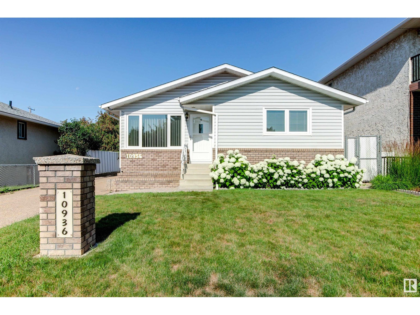 10936 151 ST NW Property Photo 1