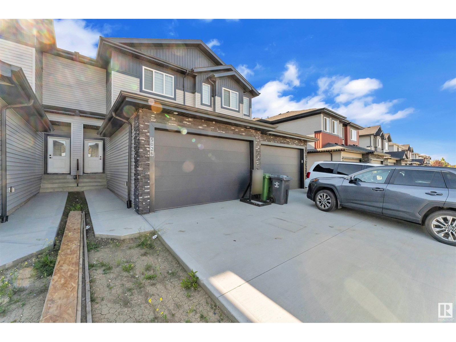 5026 67 ST Property Photo 1