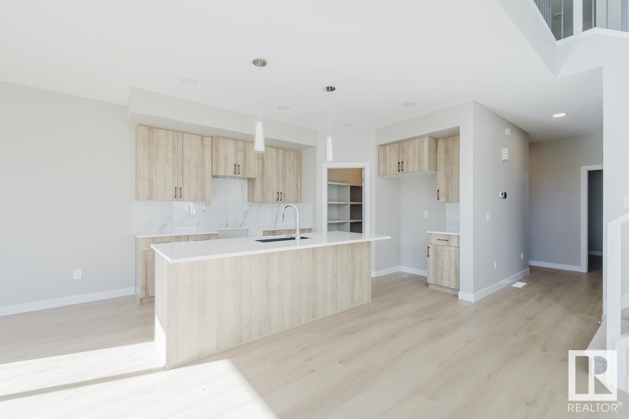 5103 69 ST Property Photo 1