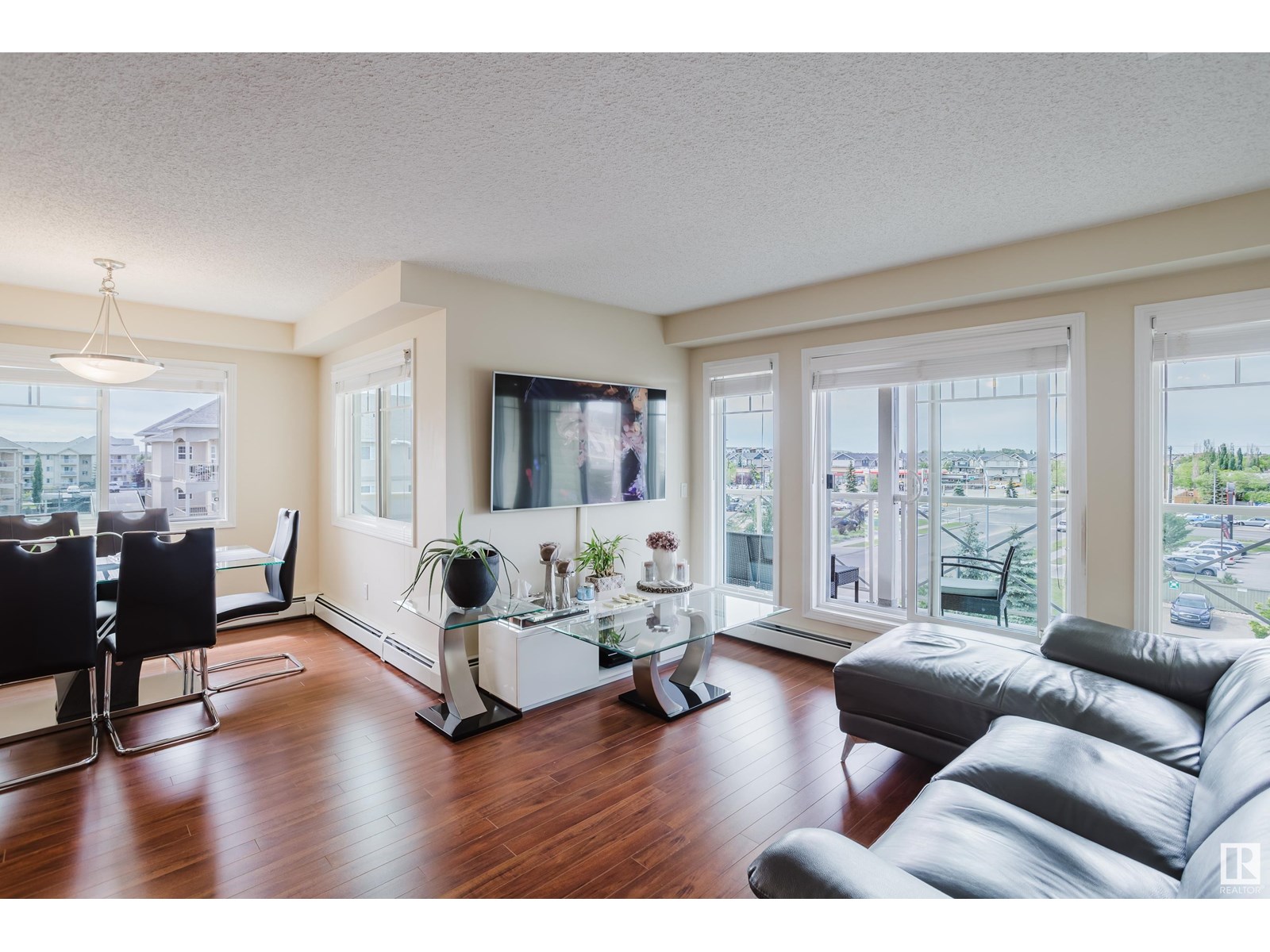 #415 12650 142 Av Nw Property Photo 10