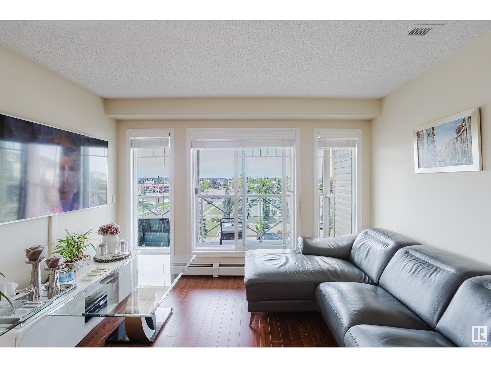 #415 12650 142 Av Nw Property Photo 14