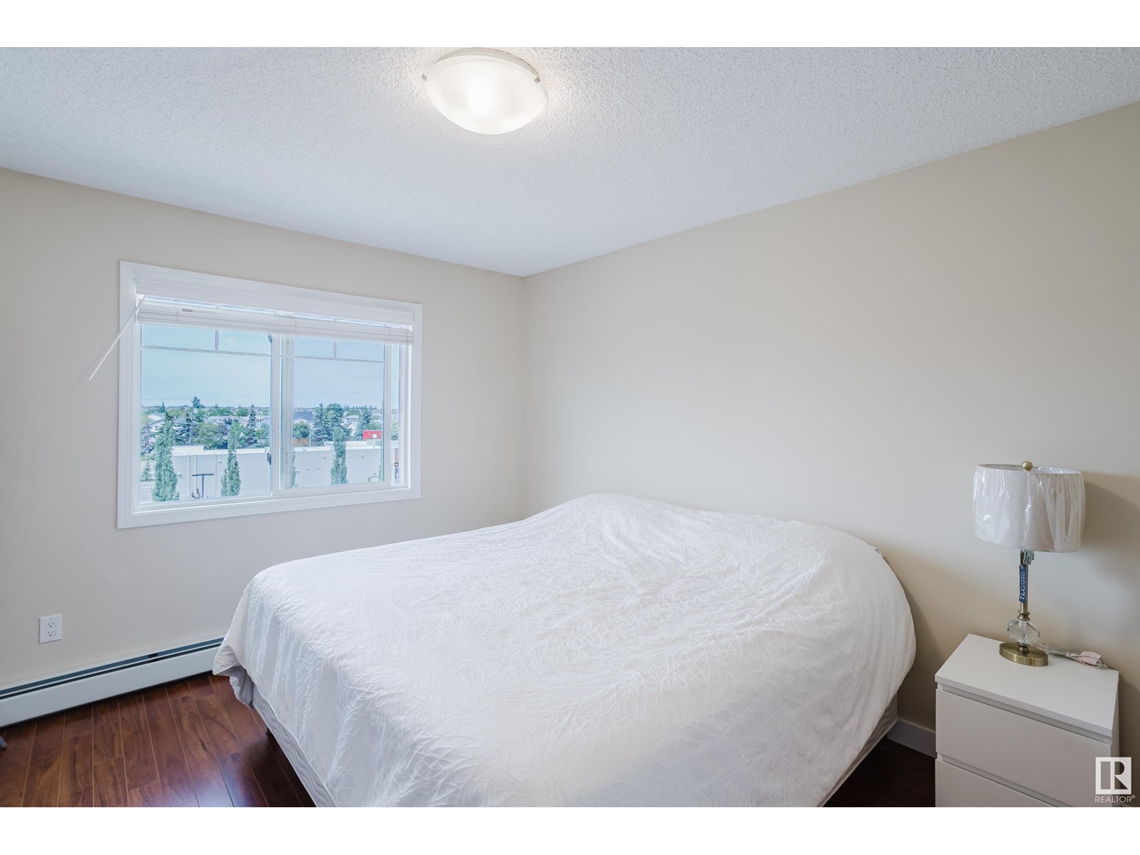 #415 12650 142 Av Nw Property Photo 21