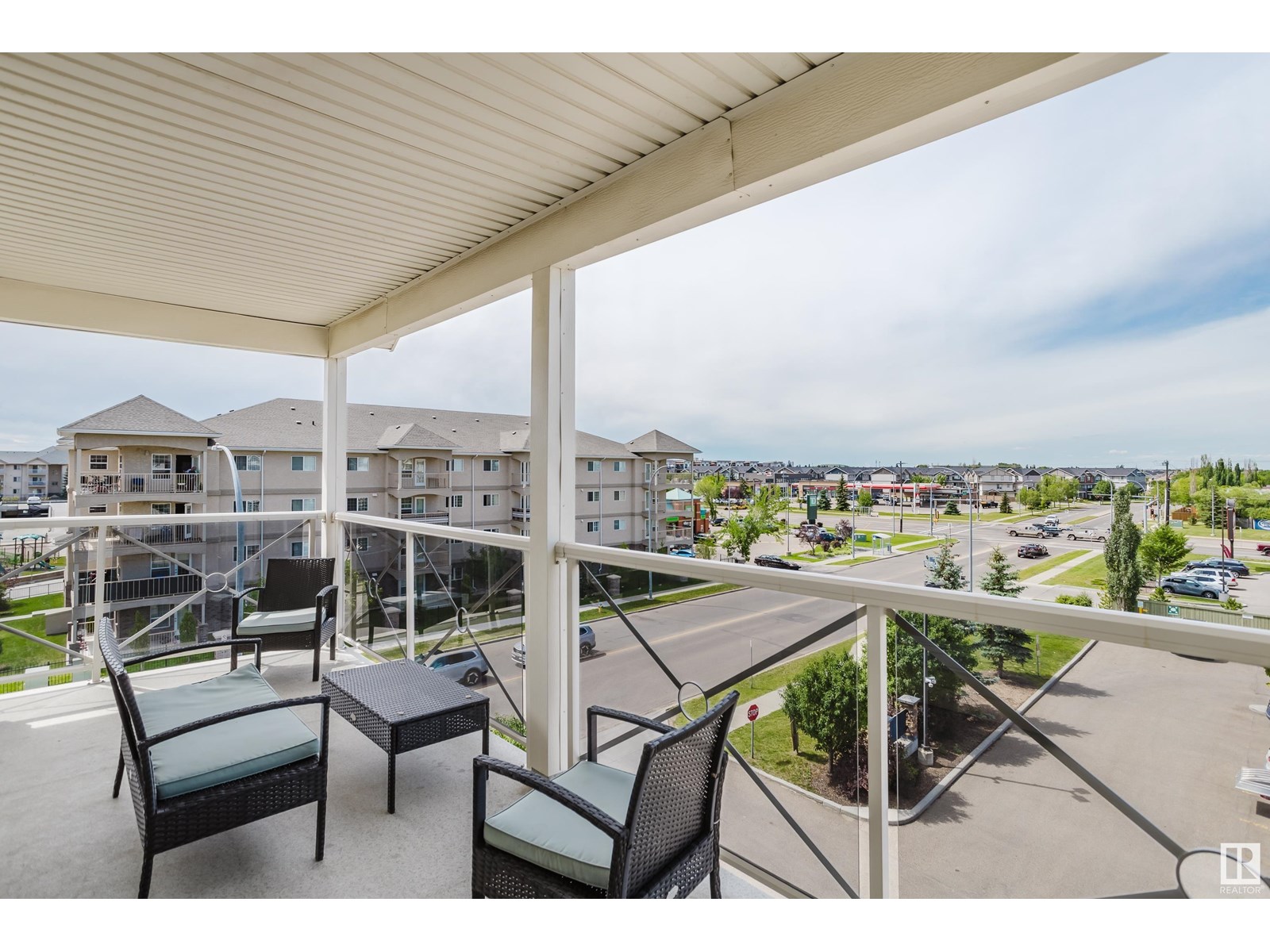 #415 12650 142 Av Nw Property Photo 32