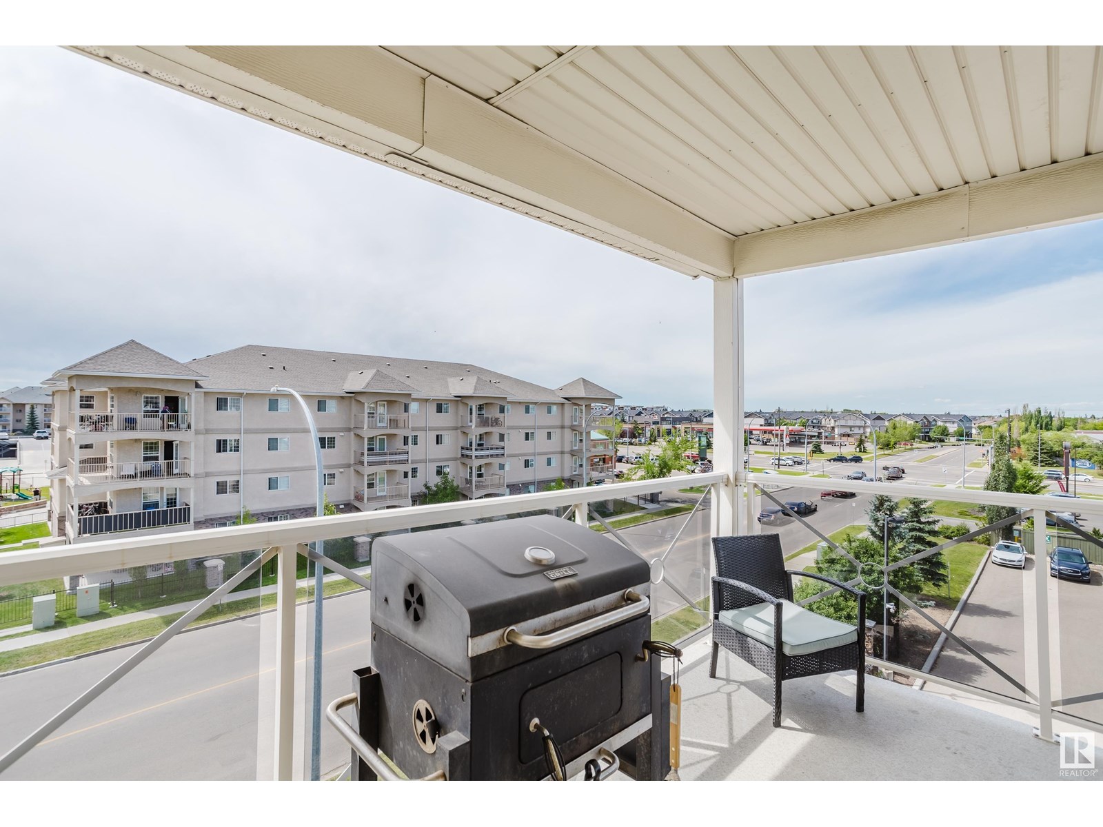 #415 12650 142 Av Nw Property Photo 33