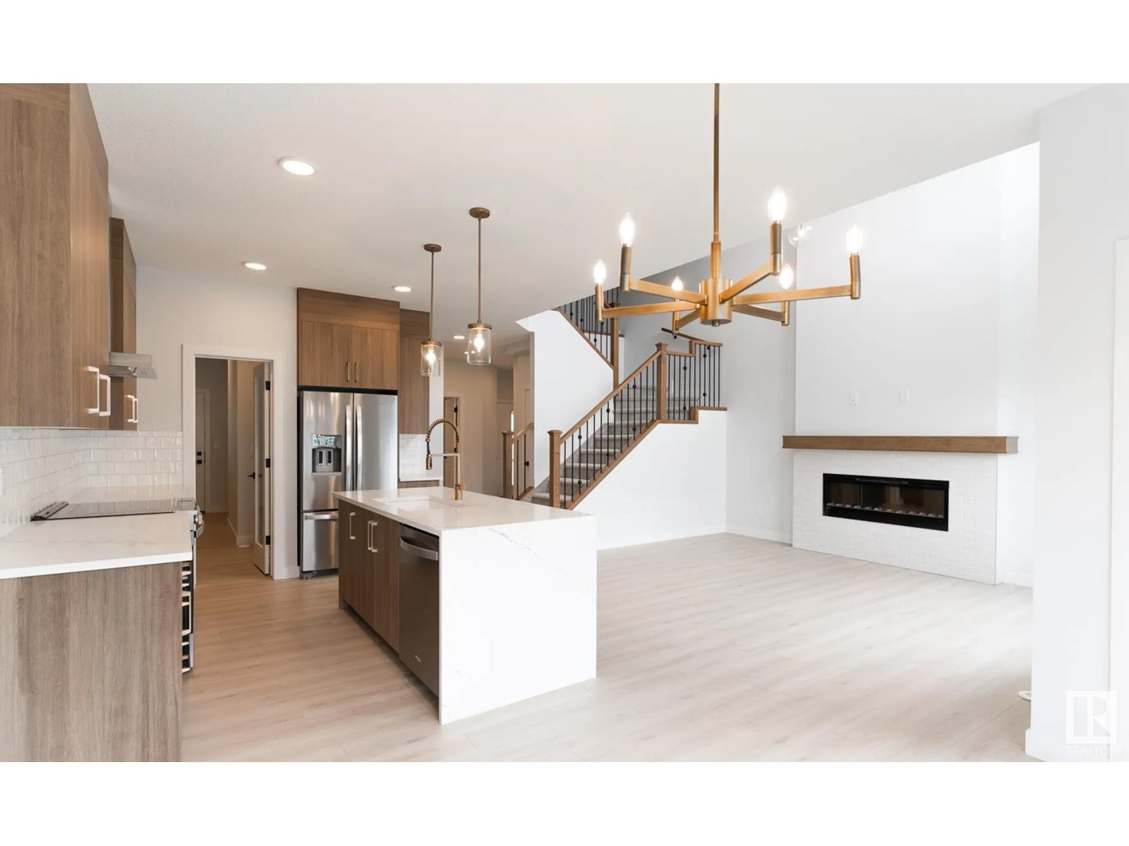 3230 Dixon Wy Sw Property Photo 2