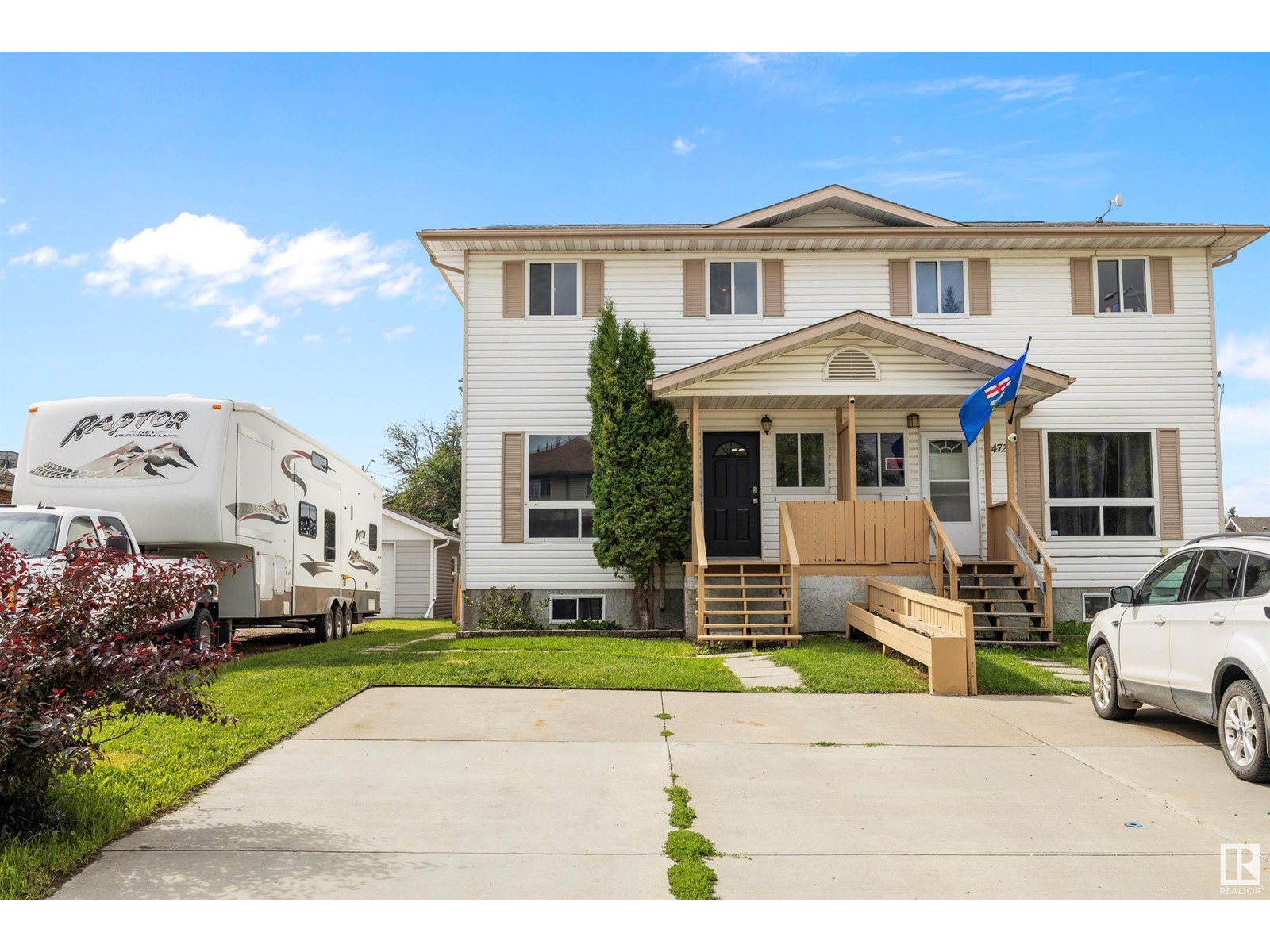 4719 49 Av Property Photo 1