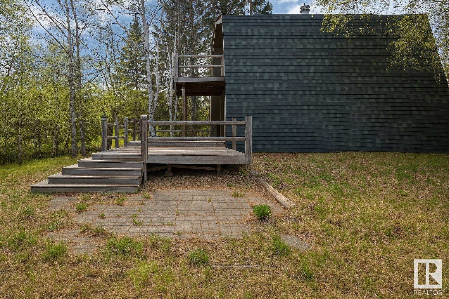 329 60417 Rng Rd Property Photo 1
